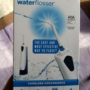 Waterpik waterflosser